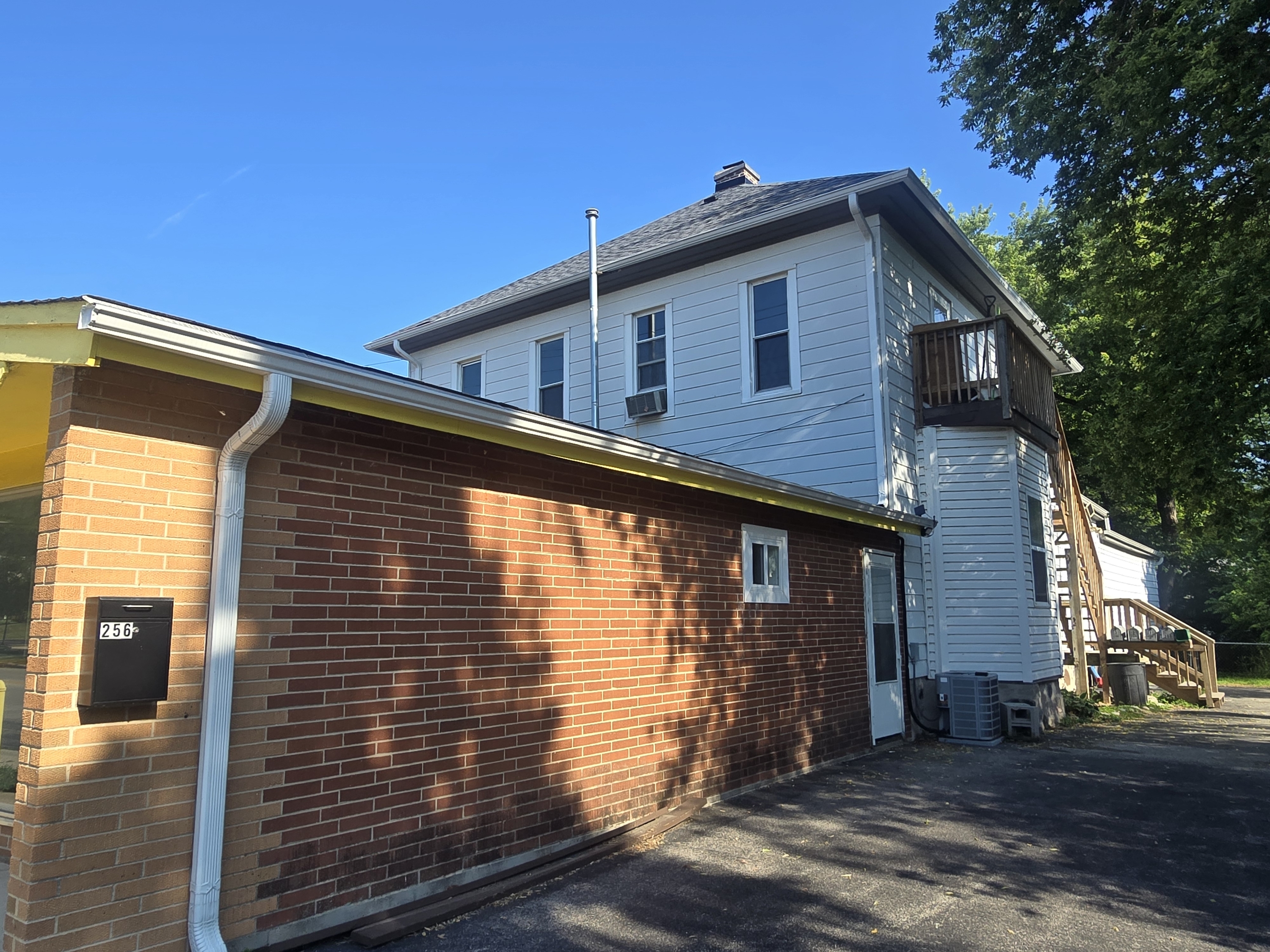 256 East Grand Avenue - 3